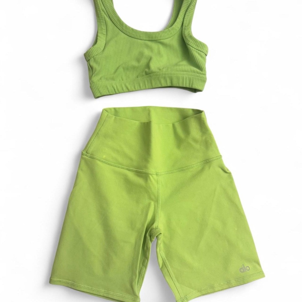 ALO Yoga Lime Activewear Set Ribbed Bra and Bike Shorts